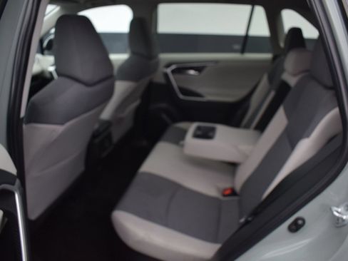 Used 2023 Toyota RAV4 XLE w/ Convenience Package AWD/4WD image 13