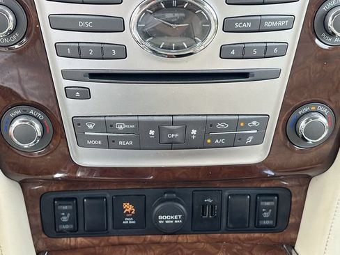 Used 2018 INFINITI QX80 4WD w/ Driver Assistance Package image 23