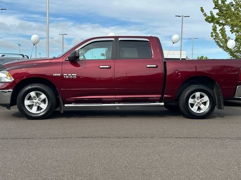Used 2017 RAM 1500 Classic SLT w/ Protection Group AWD/4WD image 7