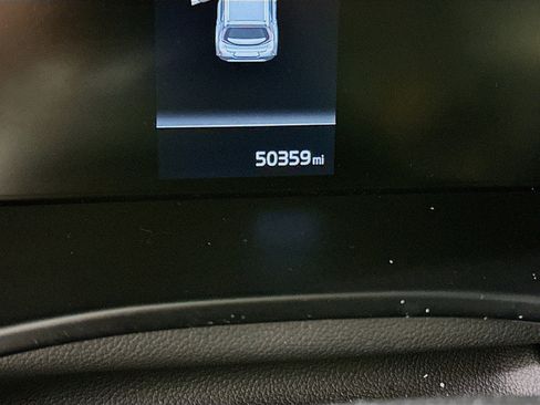 Used 2023 Kia Soul LX w/ Option Group 015 FWD image 19