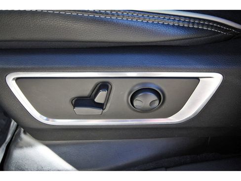 Used 2025 RAM 1500 Laramie w/ Sport Appearance Package image 29