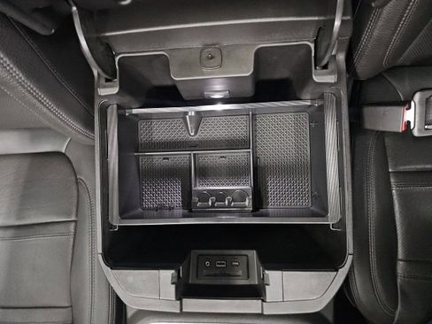 Used 2021 GMC Sierra 3500 Denali w/ Denali Ultimate Package image 28