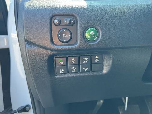 Used 2025 Honda Ridgeline Black Edition image 8