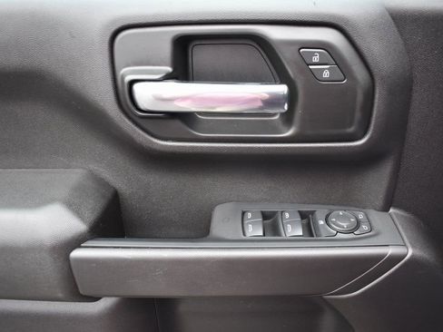 Used 2024 Chevrolet Silverado 1500 Custom Trail Boss w/ LPO, Dark Essentials Package image 12