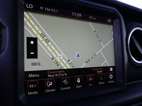 Used 2023 Jeep Wrangler Unlimited Sahara w/ Cold Weather Group image 35