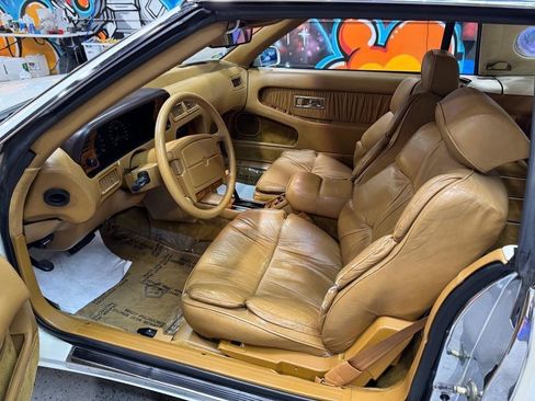 Used 1990 Chrysler TC by Maserati FWD image 11