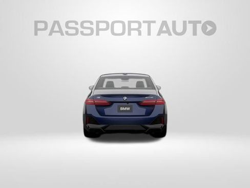 New 2026 BMW i5 eDrive40 image 5