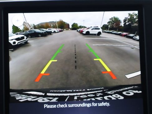 Used 2023 Ford Edge SEL w/ Convenience Package image 27