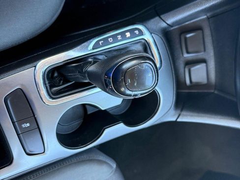 Used 2017 Chevrolet Cruze LT image 30