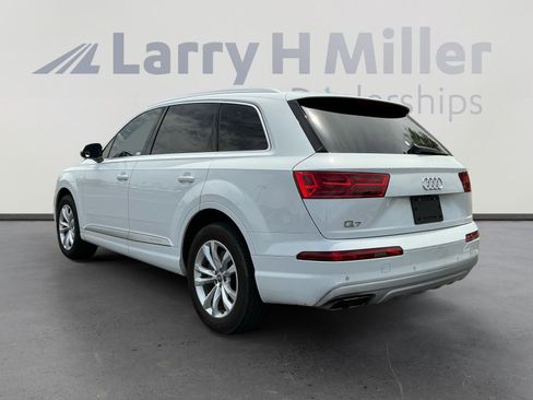 Used 2019 Audi Q7 3.0T Premium AWD/4WD image 3