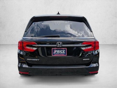 Used 2022 Honda Odyssey Touring image 6