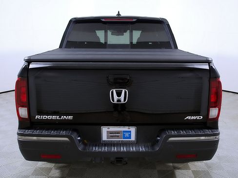 Used 2020 Honda Ridgeline Black Edition image 8