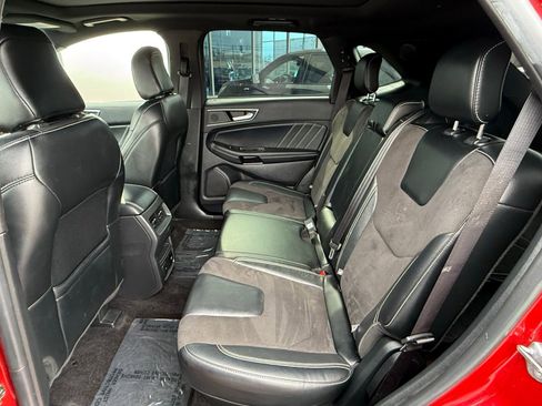 Used 2020 Ford Edge ST w/ Equipment Group 401A image 13