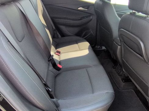 Used 2023 Buick Encore GX Preferred w/ Cold Weather Comfort Package FWD image 28