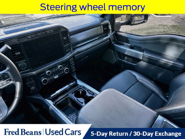 Used 2024 Ford F250 Lariat w/ Lariat Ultimate Package AWD/4WD image 32
