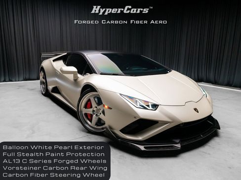 Used 2021 Lamborghini Huracan EVO image 1