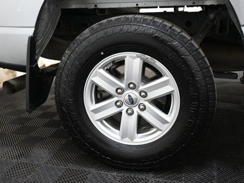 Used 2023 Ford F150 XLT image 40