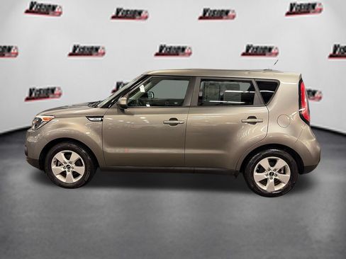 Used 2019 Kia Soul FWD image 9