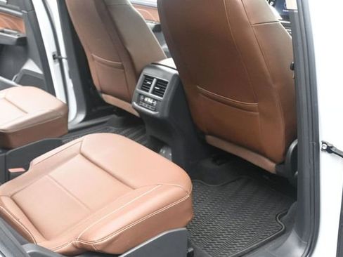 Used 2023 Volkswagen Atlas SEL AWD/4WD image 22