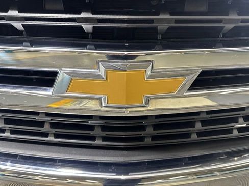 Used 2021 Chevrolet Silverado 1500 LT image 9