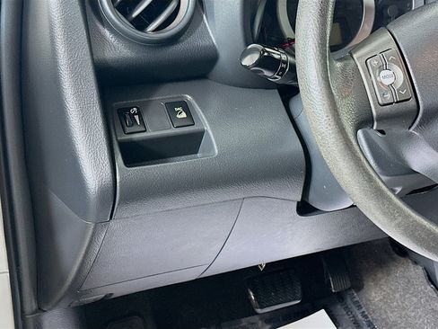 Used 2009 Toyota RAV4 Sport FWD image 10