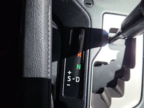 Used 2016 Toyota RAV4 XLE FWD image 32