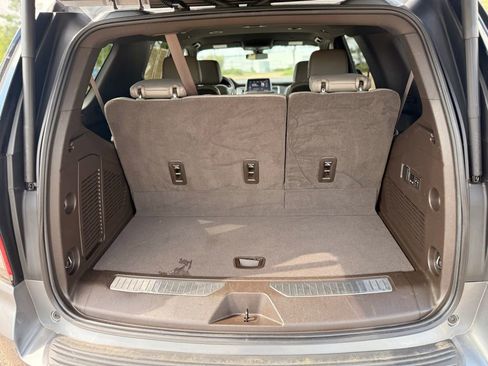 Certified 2021 Chevrolet Tahoe Z71 w/ Z71 Off-Road Package AWD/4WD image 18
