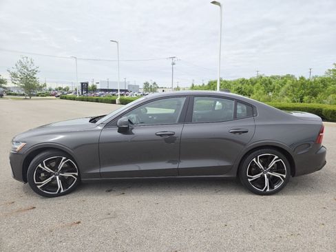 Used 2024 Volvo S60 B5 Plus FWD image 14