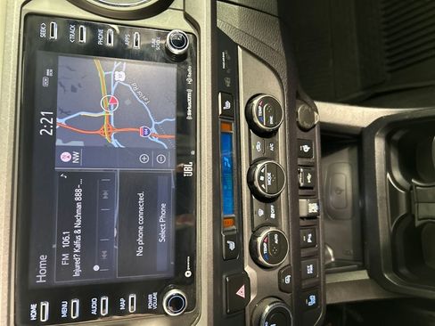 Used 2021 Toyota Tacoma TRD Sport w/ TRD Premium Sport Package image 16