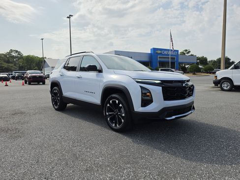 New 2026 Chevrolet Equinox RS w/ Convenience Package III FWD image 1