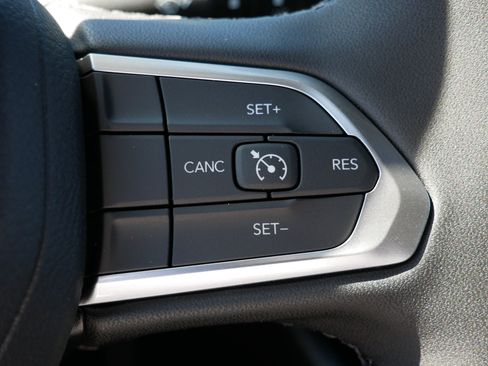 New 2026 Jeep Compass Latitude AWD/4WD image 20