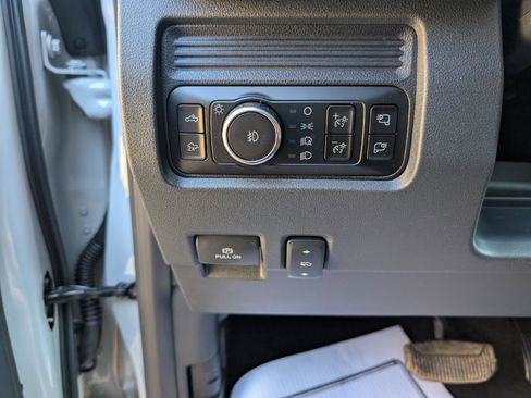 New 2026 Ford F250 Lariat w/ Black Appearance Package image 18