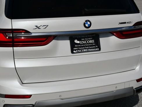 Used 2021 BMW X7 xDrive40i w/ Premium Package 2 image 10