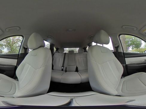 Used 2025 Hyundai Tucson SEL FWD image 43