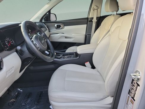 Certified 2023 Kia Sorento X-Line EX AWD/4WD image 16