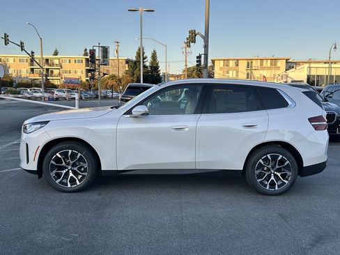 New 2026 BMW X3 xDrive30i w/ Premium Package AWD/4WD image 2