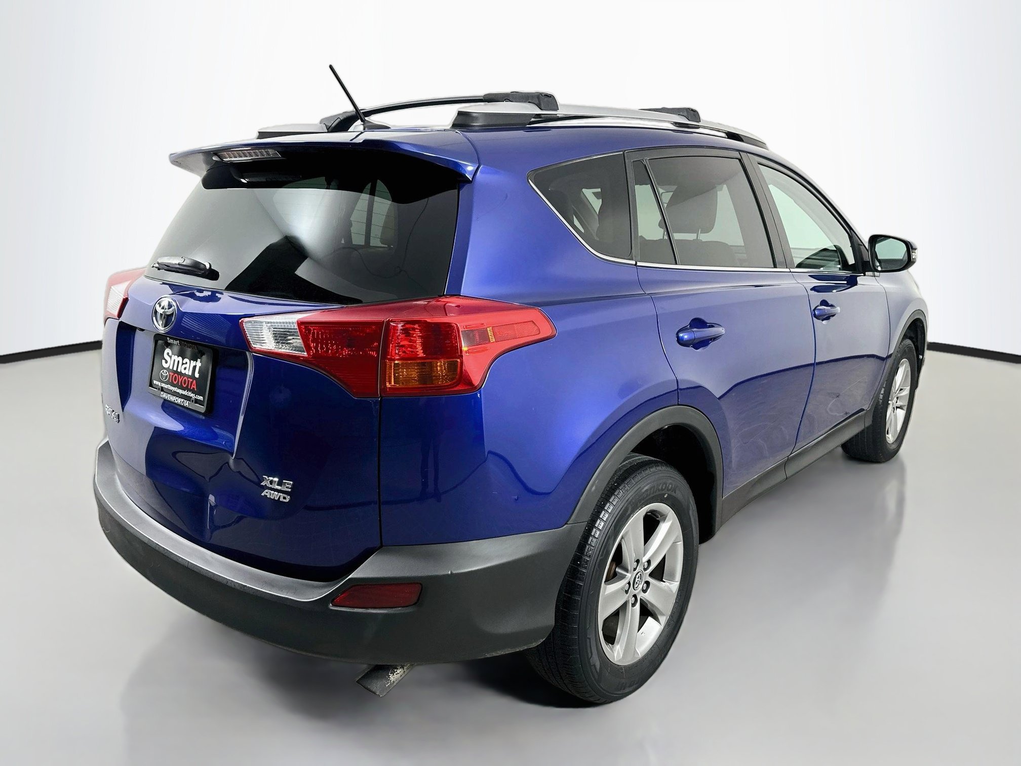 Used 2015 Toyota RAV4 XLE AWD/4WD image 7