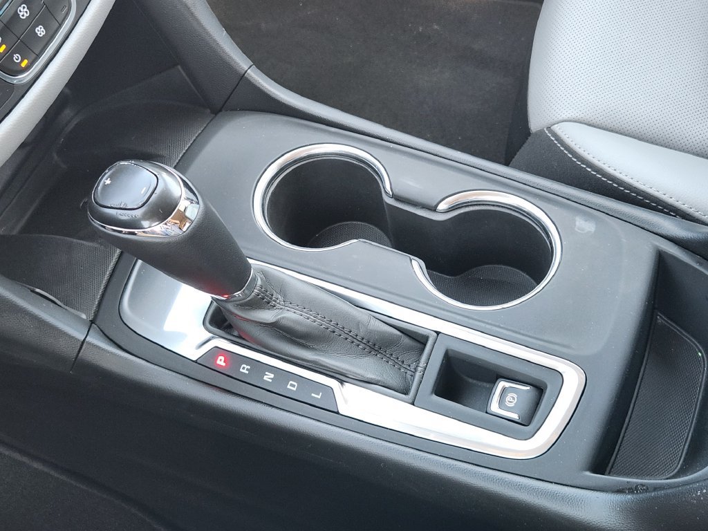 Used 2018 Chevrolet Equinox Premier FWD image 20