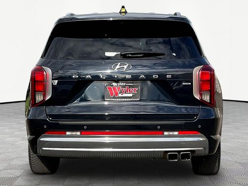Used 2023 Hyundai Palisade Calligraphy w/ Cargo Package AWD/4WD image 5