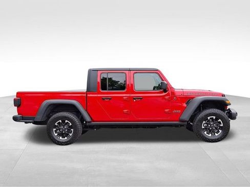 Used 2026 Jeep Gladiator Rubicon AWD/4WD image 7