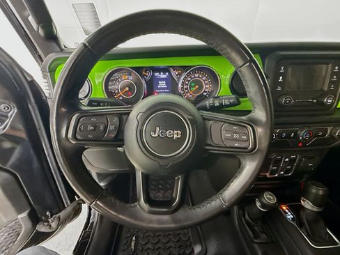 Used 2019 Jeep Wrangler Unlimited Sport S AWD/4WD image 11