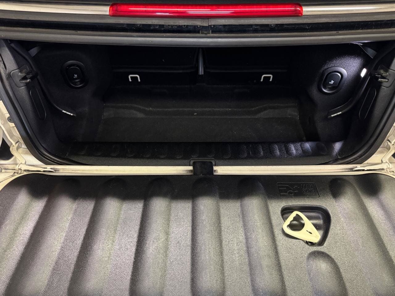 Used 2019 MINI Cooper Convertible FWD image 24