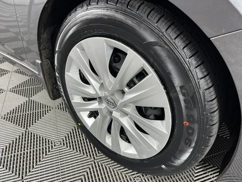 Used 2024 Nissan Sentra S FWD image 16