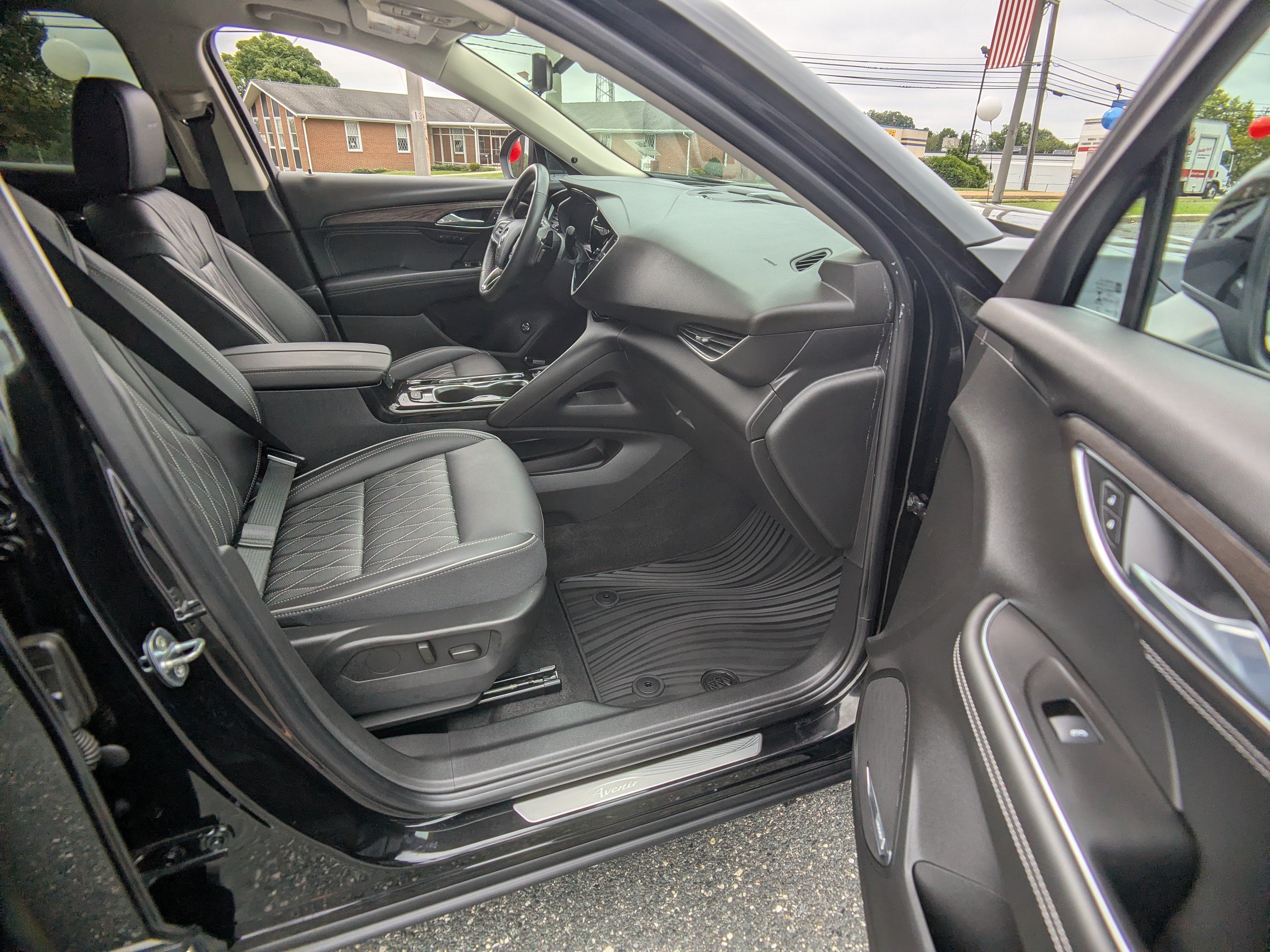Certified 2023 Buick Envision Avenir AWD/4WD image 12