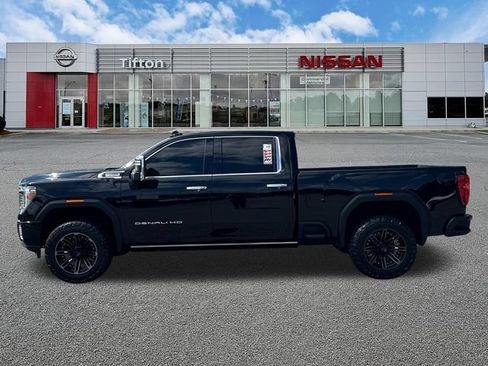 Used 2022 GMC Sierra 2500 Denali AWD/4WD image 4