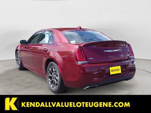 Used 2018 Chrysler 300 S w/ Safetytec Plus Group AWD/4WD image 3