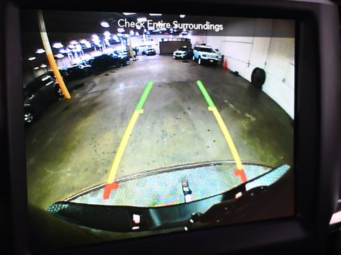 Used 2018 RAM 2500 Laramie w/ Sport Appearance Group image 29