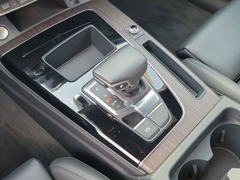 Used 2023 Audi Q5 2.0T Premium Plus w/ Premium Plus Package image 15