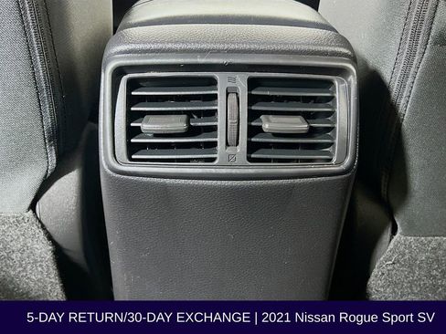Used 2021 Nissan Rogue Sport SV AWD/4WD image 27