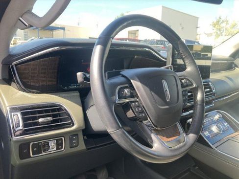 Used 2024 Lincoln Navigator Black Label image 15